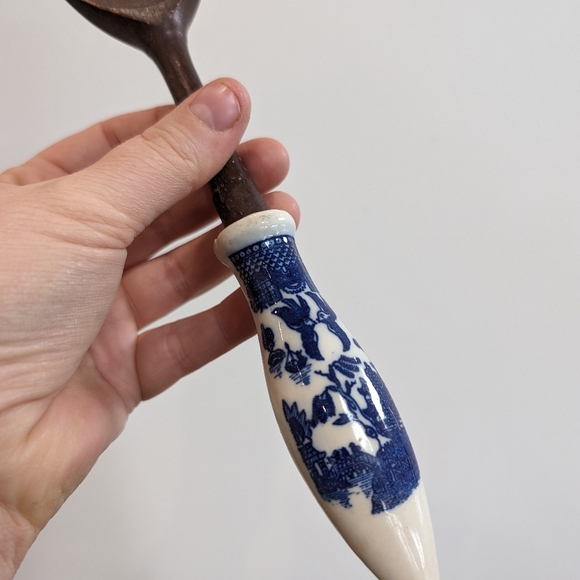 Blue Willow salad servers - Picture 9 of 9